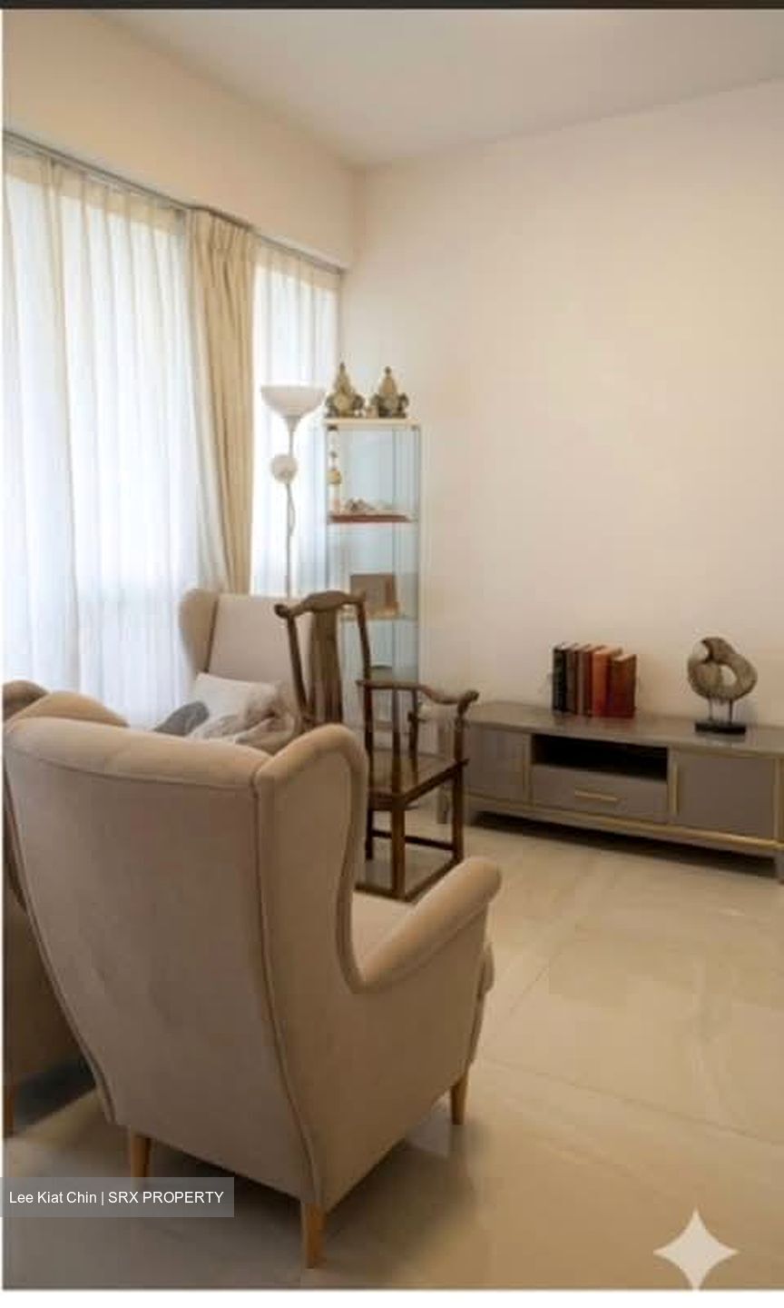 The Vales (D19), Condominium #566273011